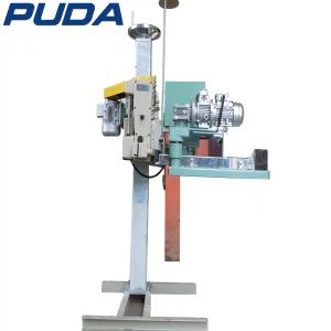 Machine de fermeture de sacs avec système de convoyeur